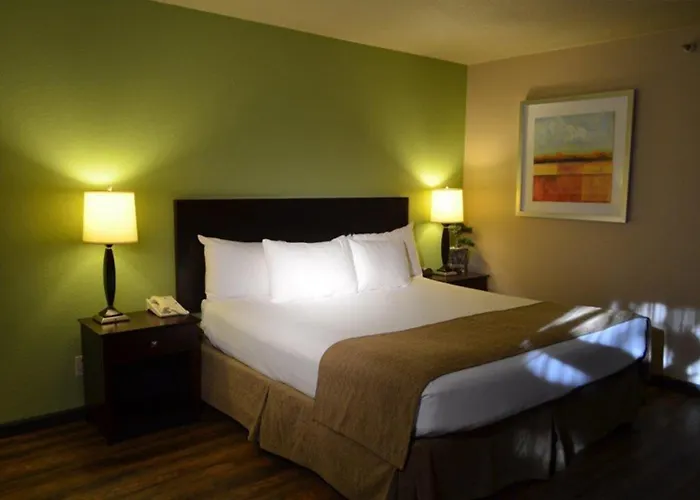 Windemere Hotel & Conference Center